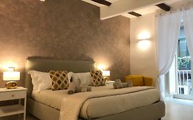 Napoli Plebiscito Apartment