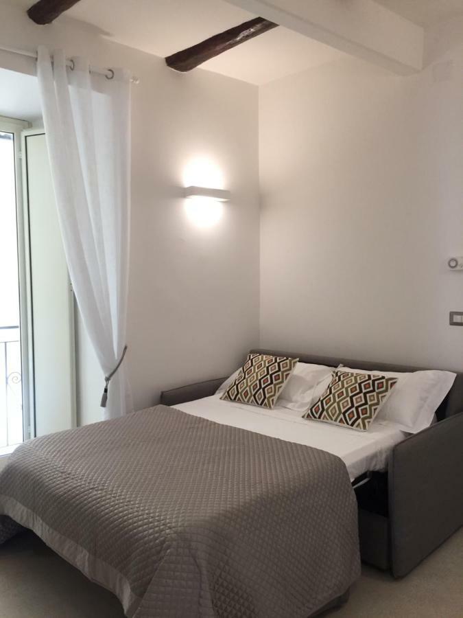 Napoli Plebiscito Apartment Esterno foto