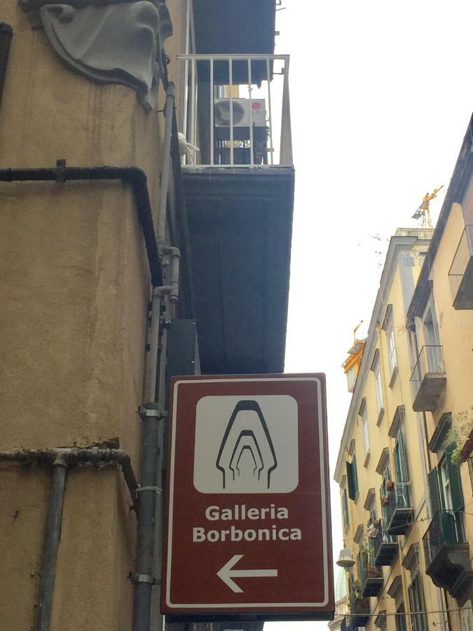 Napoli Plebiscito Apartment Esterno foto