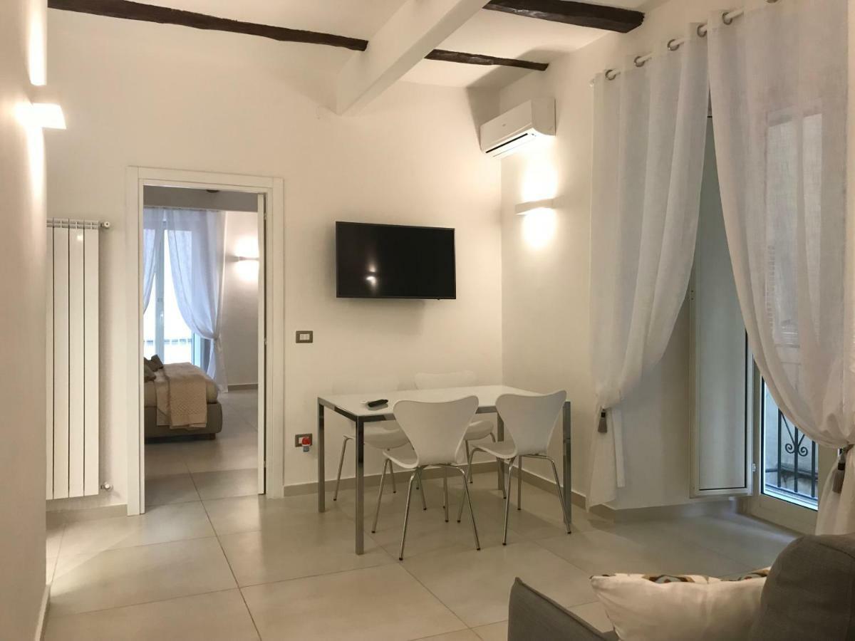 Napoli Plebiscito Apartment Esterno foto