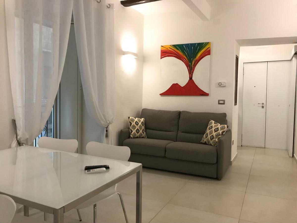 Napoli Plebiscito Apartment Esterno foto